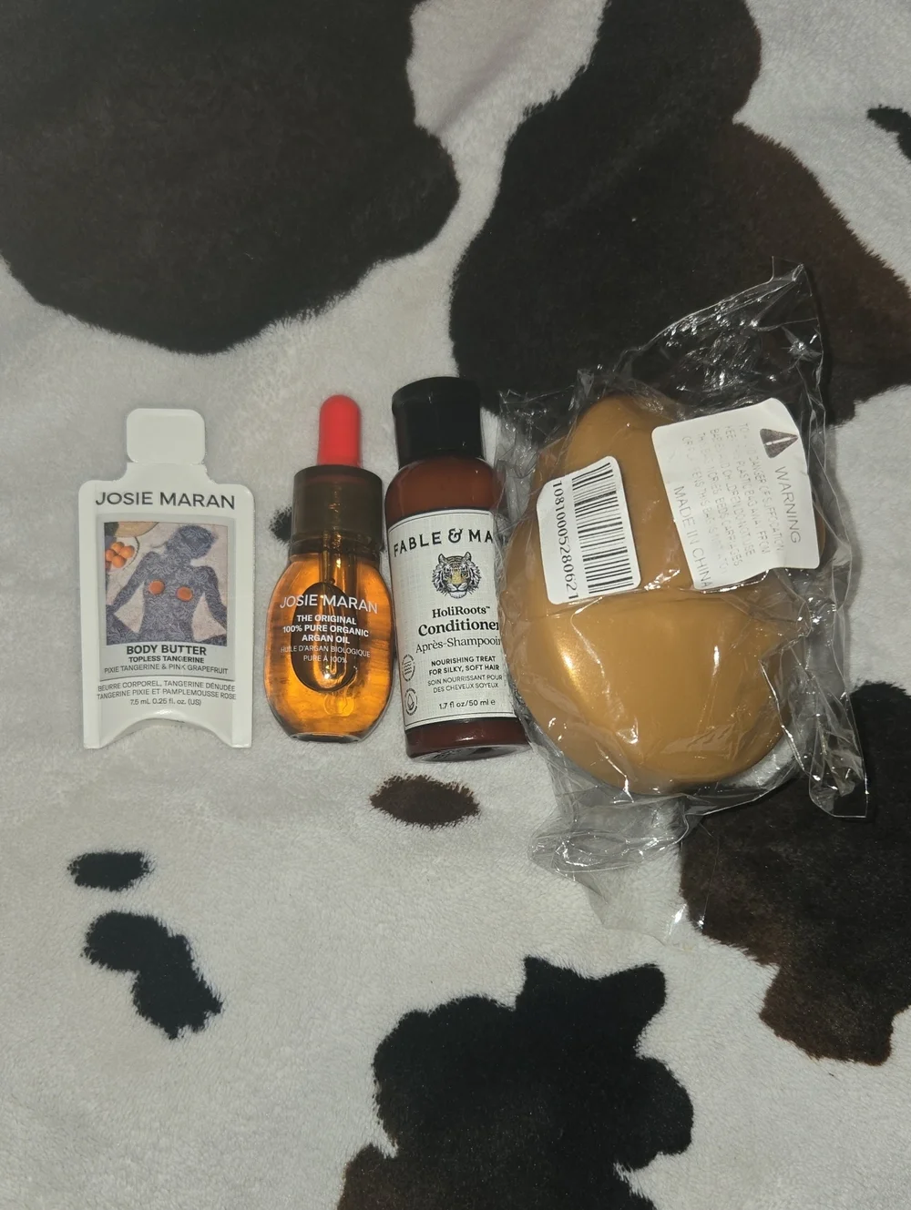 JOSIE MARAN Red Travel Pouch with Argan Oil & Body Butter Samples